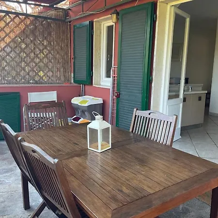Le Casine Rosse Del Lido Apartmán *